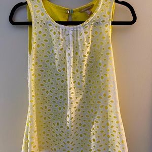 Banana Republic lace tank top w/key hole cut out